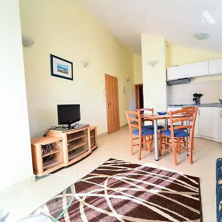 Ivan Appartamento Zara